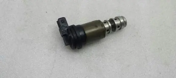 BMW 7 E65 E66 Camshaft vanos timing valve 11367560462