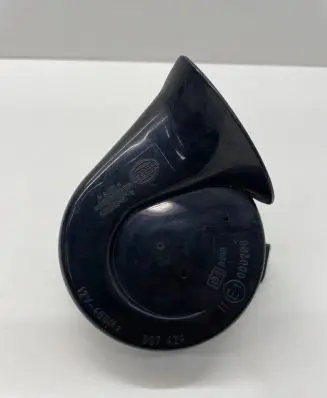 Volkswagen PASSAT B6 Horn signal 3C0951221
