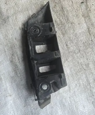 Volkswagen Tiguan Front bumper mounting bracket 5N0807183