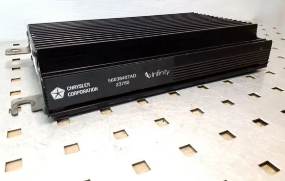 Jeep Grand Cherokee (WJ) Sound amplifier 56038407AD