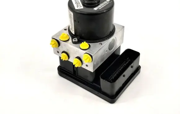 Mini One - Cooper R50 - 53 ABS Pump 6765282 6765284 10020600984