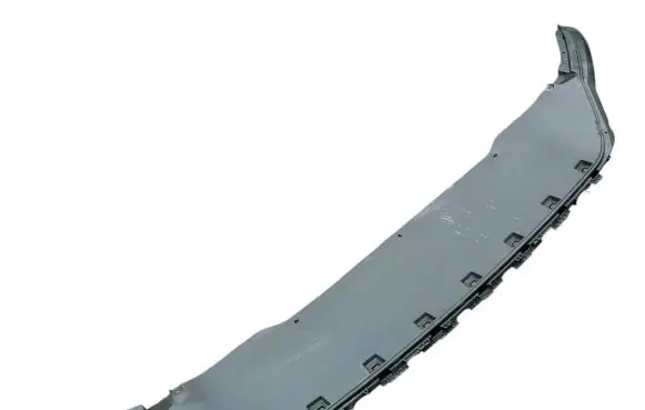 Front bumper lip