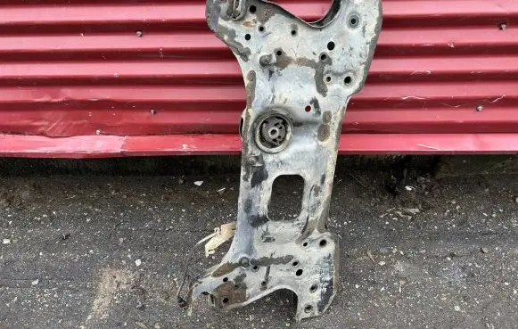 Skoda Superb B6 (3T) Front subframe