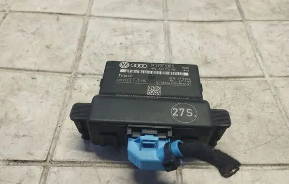 Skoda Octavia Mk2 (1Z) Gateway control module 1K0907530Q 1K0907951