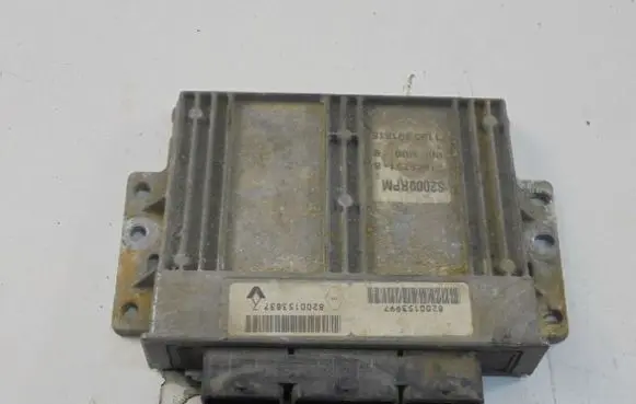 Renault Laguna II Engine control unit/module ECU 8200153837