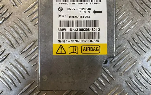 BMW 5 E39 Airbag control unit/module 6920848 G5T2A12ARE0 65776920848