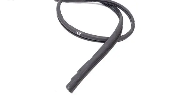 Mercedes-Benz CLK A209 C209 Rubber seal front coupe door 