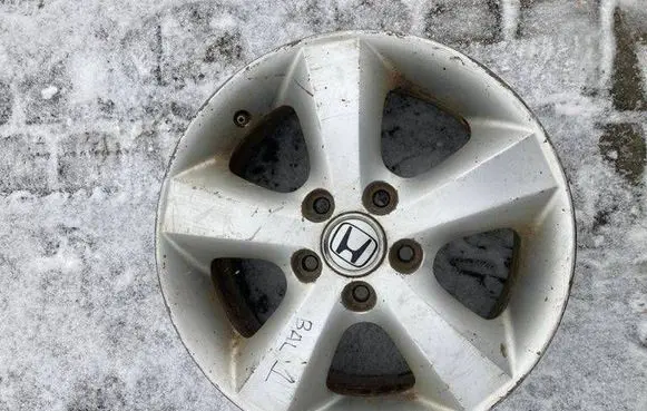 Honda Civic R16 alloy rim 