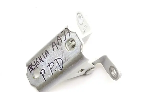 Opel Insignia A Front door lower hinge A046574