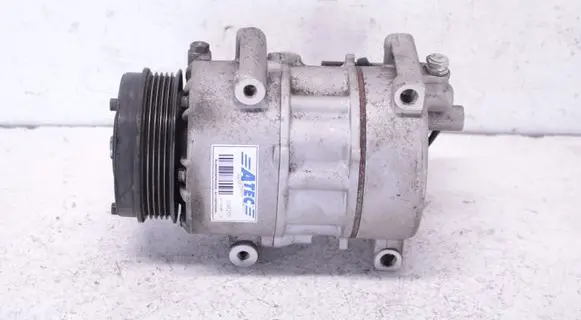 Mercedes-Benz A W169 Air conditioning (A/C) compressor (pump) 10482803