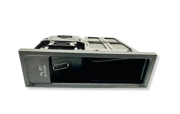 Volkswagen Tiguan Head unit multimedia control 5N0035344B 96689899