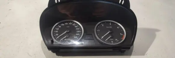 BMW 5 E60 E61 Speedometer (instrument cluster) 62116945633