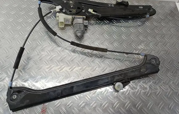 BMW 7 E65 E66 Front door window regulator with motor 5WK1052 07A3806