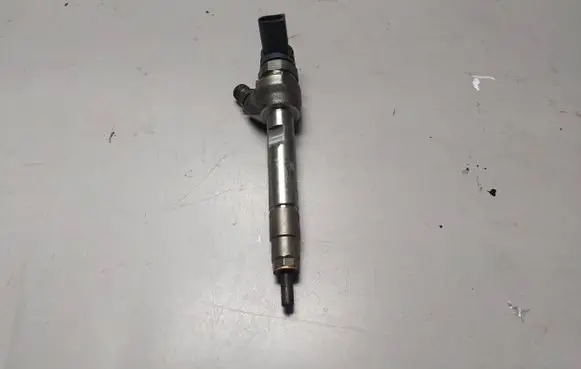 Mini Cooper Countryman R60 Fuel injector 0445110613