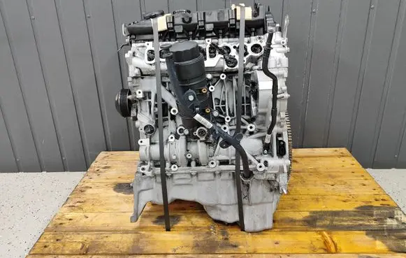 BMW 5 E60 E61 Engine N47D20C 7797678 7797488