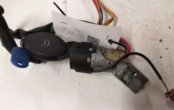 Citroen C5 Ignition lock 9632897680