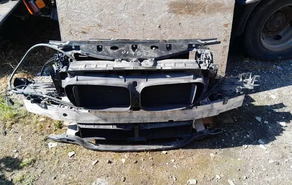 BMW 5 F10 F11 Radiator support slam panel 8509174