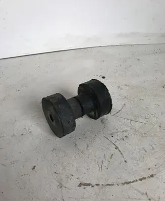 Iveco Daily 6th gen Engine mount bracket 5801292334