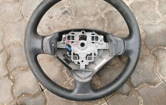 Citroen Berlingo Steering wheel 96809101ZD 530815008701 CV102530ZD