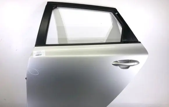 KIA Ceed Rear door