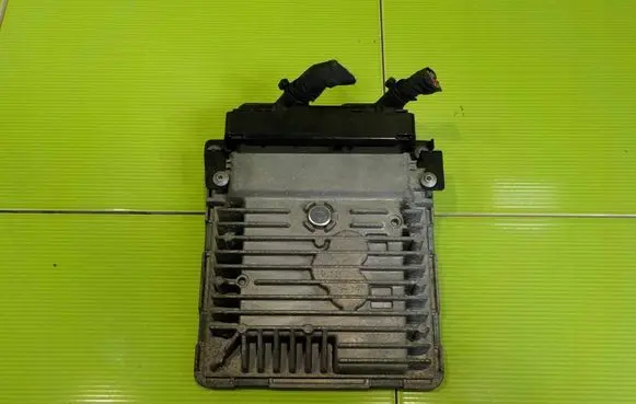 Audi A1 Engine control unit/module 03L906023PT GP80