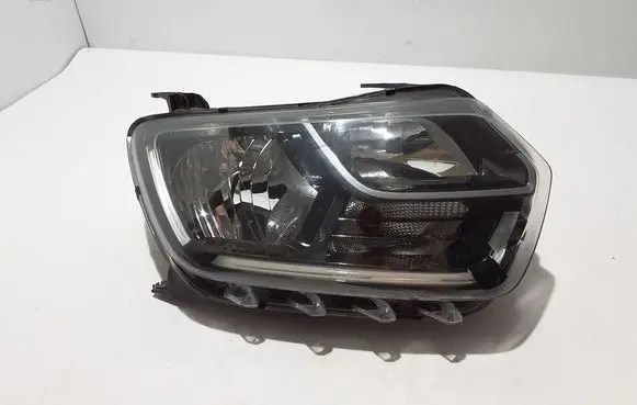 Dacia Duster II Headlight/headlamp 260101133R