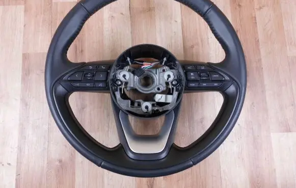 Toyota Yaris XP210 Steering wheel 45100K0140