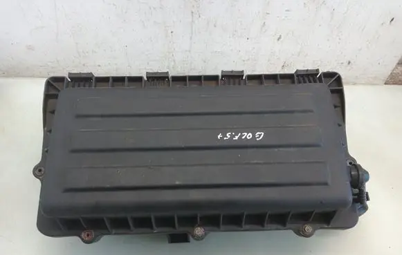 Volkswagen Golf Plus Air filter 036129620H