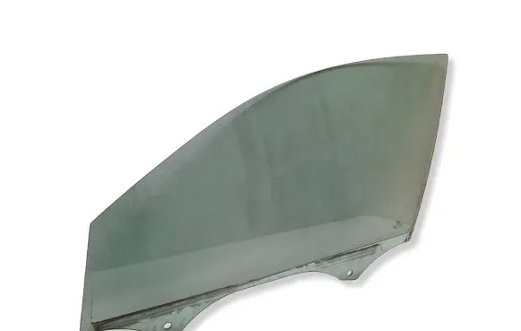 Audi Q3 8U Front door window glass four-door 
