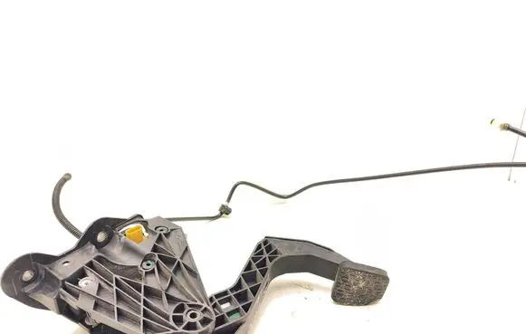 Mercedes-Benz Sprinter W907 W910 Clutch pedal A9072900000 20221110 L2210120716