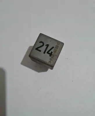 Volkswagen PASSAT B5 Other relay 443951253K
