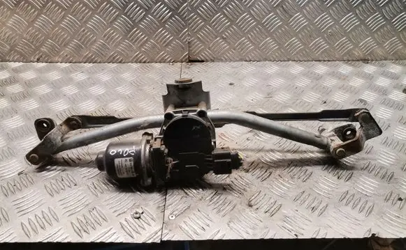 Volkswagen Polo IV 9N3 Front wiper linkage and motor 6q1955113a