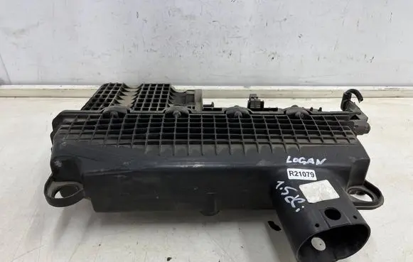Renault Twingo II Air filter box 8201045043