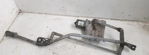 Front wiper linkage and motor