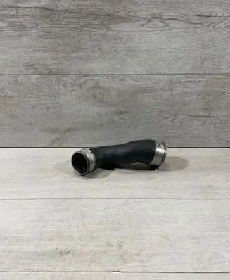 Intercooler hose/pipe