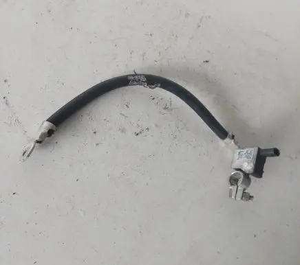 Audi A4 Allroad Negative earth cable (battery) 8K0915181E