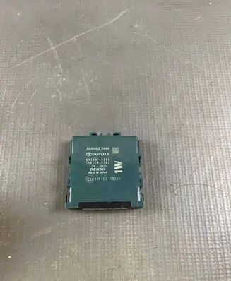 Toyota C-HR II Parking PDC control unit/module 8934010240 1881008302