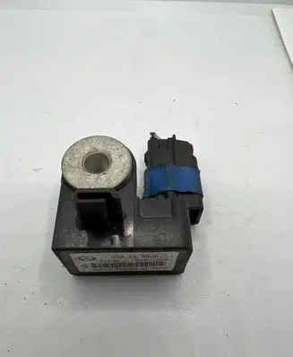 Mazda 6 Airbag deployment crash/impact sensor GP9A57KC0 05272006 60B70623