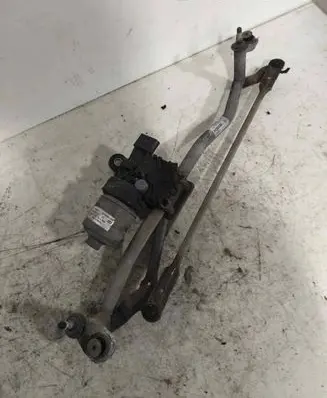 Volkswagen Jetta VI Front wiper linkage and motor 5C7955023D 20150502 3397021805