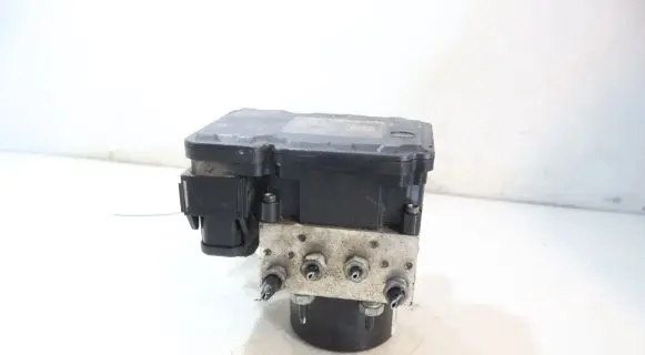 Volvo V70 ABS Pump