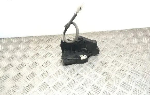 BMW 3 E46 Rear door lock
