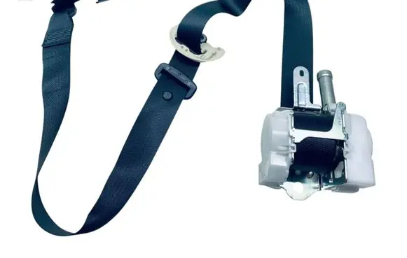 Lexus RX 450H Front seatbelt 7321048451C7 7321048451