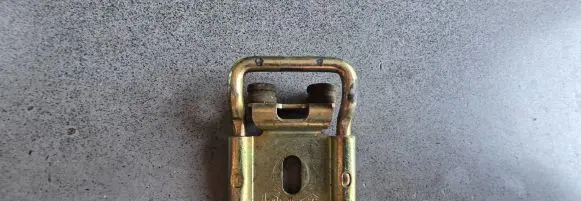 Renault Master II Loading door lock loop/hook striker 7700353757
