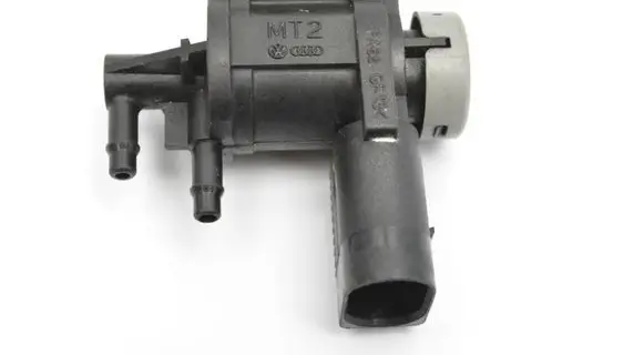 Audi A4 S4 B7 8E 8H Turbo solenoid valve 1K0906283A