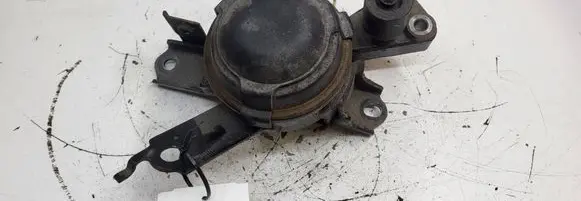 Toyota Yaris Engine mount bracket FCD500