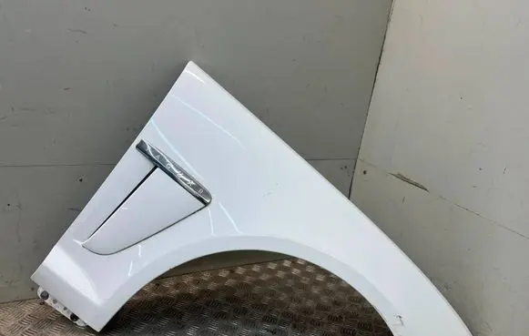 Jaguar XF X250 Fender