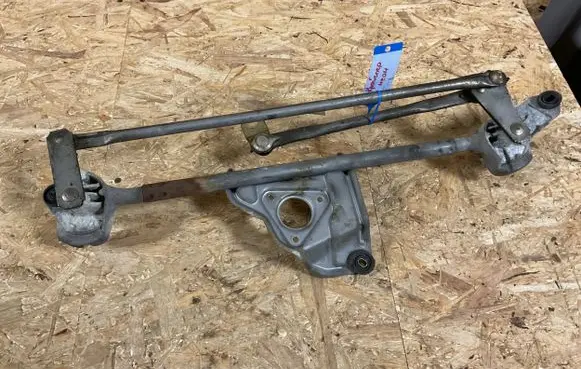 Plymouth Neon Front wiper linkage 