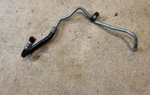BMW M2 F87 Oil cooling pipe 7639644