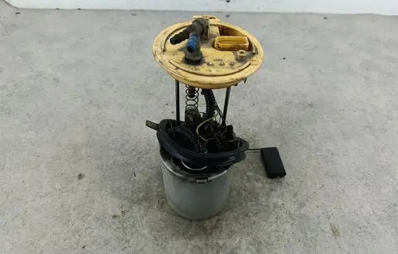 Volkswagen PASSAT B6 In-tank fuel pump 3C0919050G