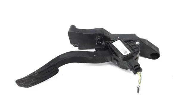 Jaguar XE Accelerator throttle pedal GX739F836CA